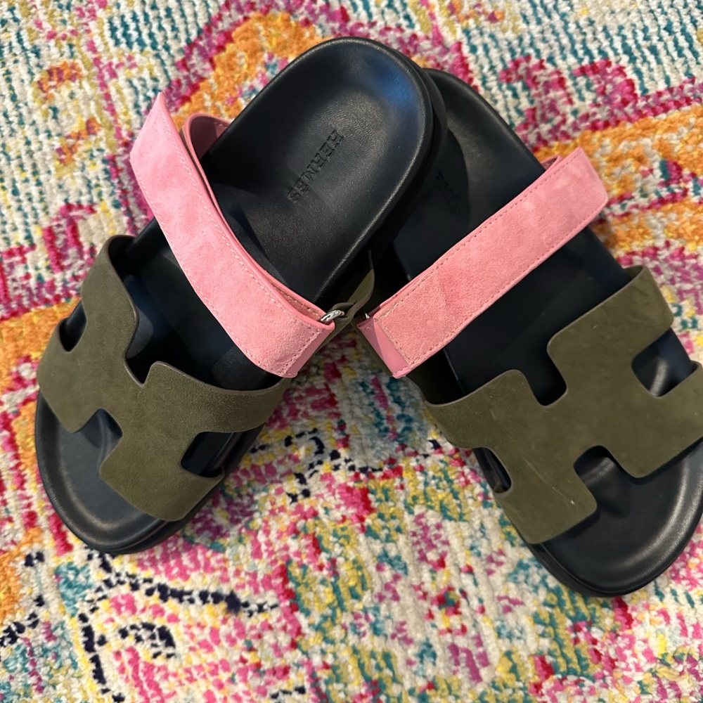 Hermes pool slides
